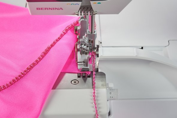 Bernina Nr. C15 Perlen- und Paillettenfuß für L 890 Overlock