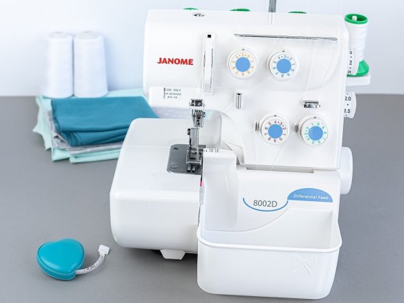 Schnittenliebe Auffangbehälter für Janome 8002D (versch. Farben)