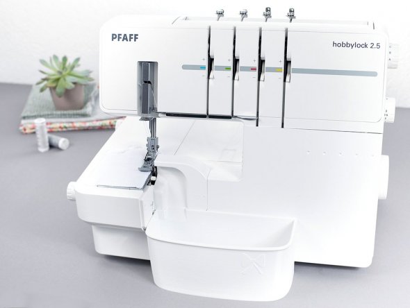 Schnittenliebe Auffangbehälter für Pfaff Hobbylock 2.5 (versch. Farben)