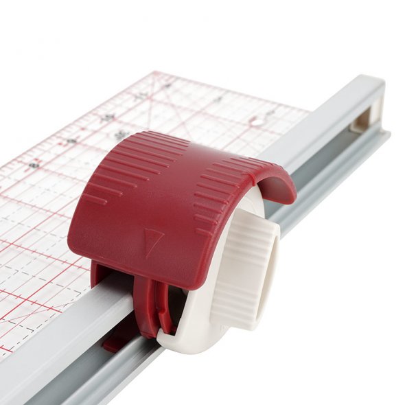 Ruler-Cutter Schneidlineal 34 cm Skalierung in inch 4,5" x 13,5"
