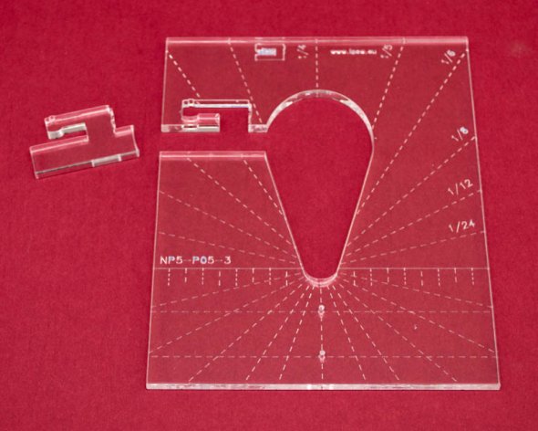 Quilt-Lineal "Tropfen klein" (Plexiglas 5 mm/Tropfen 3 x 2,5 inch/ca. 7,6 x 3,2 cm)