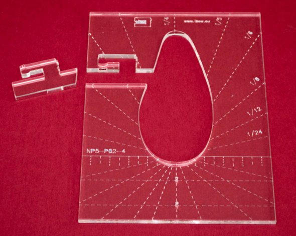 Quilt-Lineal "Feder groß" (Plexiglas 5 mm/Feder 4 x 1,5 inch/ca. 10,1 x 3,8 cm)