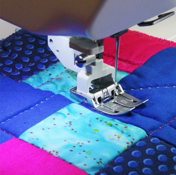 Janome Geradstichfuß STD (9 mm)