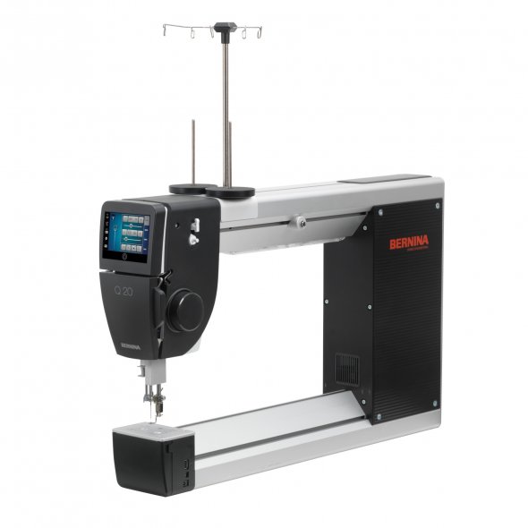 Bernina Q 20 Longarm Quiltmaschine mit Falttisch