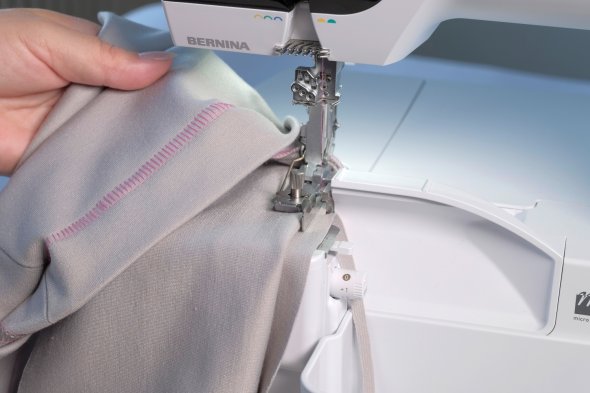 Bernina Nr. C19 Blindstichfuß universal für L 890 Overlock