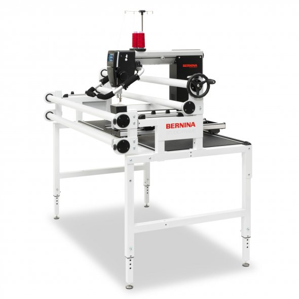 Bernina Q 20 Langarm Quiltmaschine mit 5-Fuß Studio Quiltrahmen