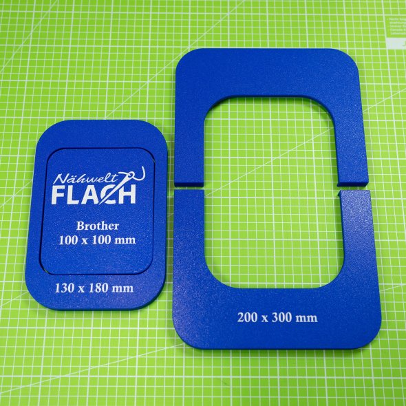 Erweiterung Unterlage für Brother Stickrahmen auf 200x300 mm (blau)