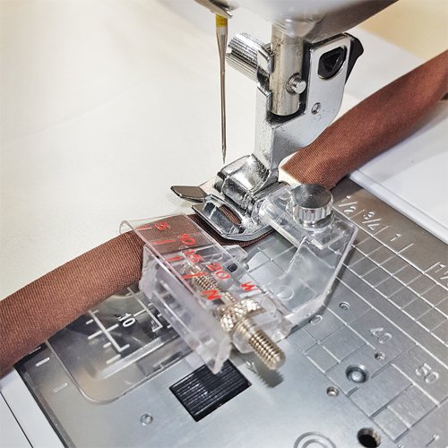 Janome Bandeinfasser einstellbar (9 mm)