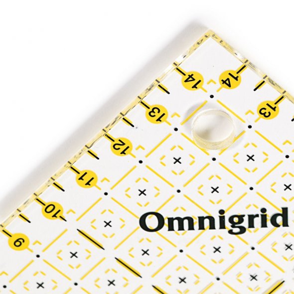 Prym Omnigrid Flottes Dreieck (für 1/2 Quadrat-Dreiecke bis 15 cm)