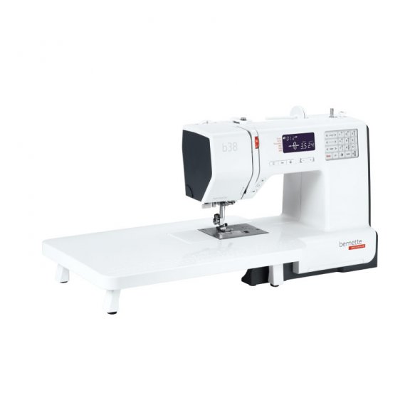 Bernette 38 Nutzstich Nähmaschine + Bundle