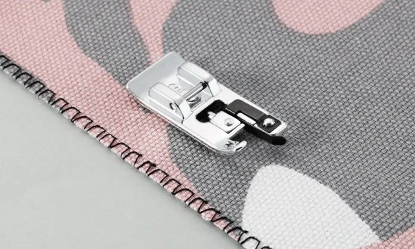 Brother Overlock Überwendlingfuß (5 mm)