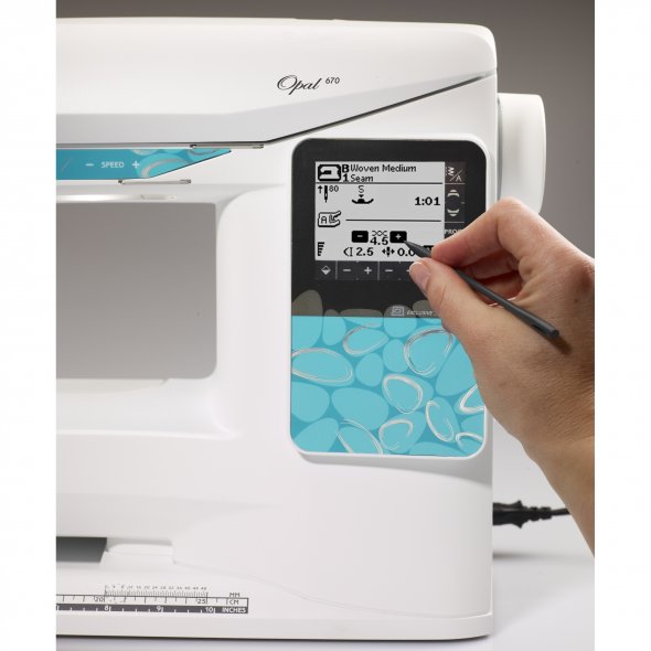 Husqvarna Viking Opal 670 Computer Nähmaschine
