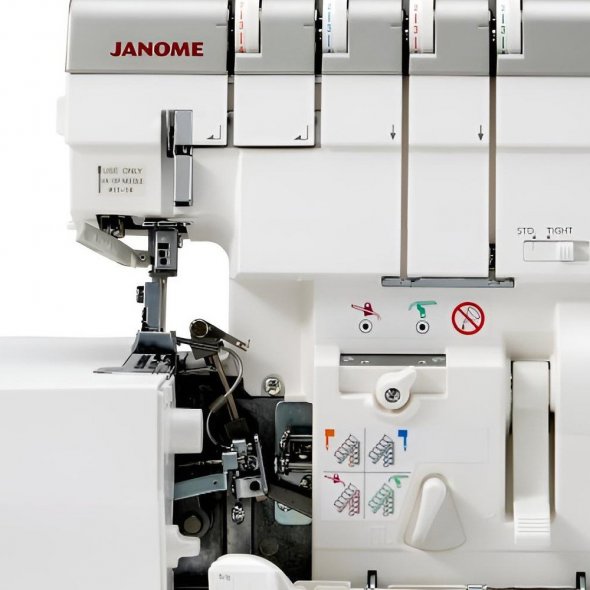 Janome AirThread 2000D PROFESSIONAL Overlock
