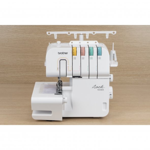 Brother 1034 DX 4 Faden Overlock Nähmaschine