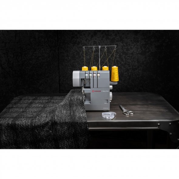 Singer Heavy Duty Overlock 0405S