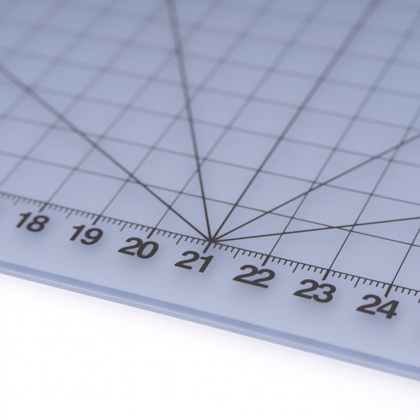 Schneidematte transparent A3 (45 x 30 cm/ Skalierung in cm einseitig)