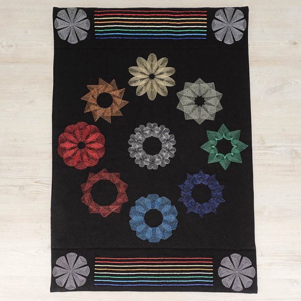 Nähwelt Flach Stickmuster USB "Kaleidoskop pur Silk" (27 Stickmuster)