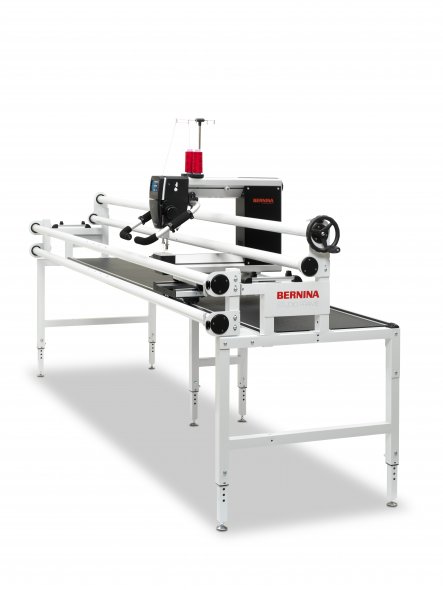 Bernina Q 20 Langarm Quiltmaschine mit 10 Fuß Studio Quiltrahmen