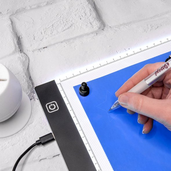 PlottiX Lightpad dimmbar (335 x 235 x 3,5 mm/ Arbeitsfläche 308 x 235 mm)
