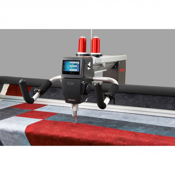 Bernina Q 24 Langarm Quiltmaschine mit Pro Small Quiltrahmen