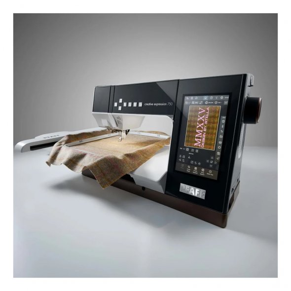 Pfaff Creative Expression 750 mit Stickmodul Näh- und Stickmaschine