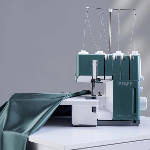 Pfaff Admire 3000 4 Faden Overlock