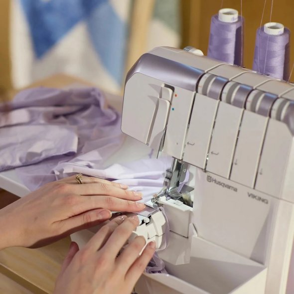 Husqvarna Amber S300 Overlock