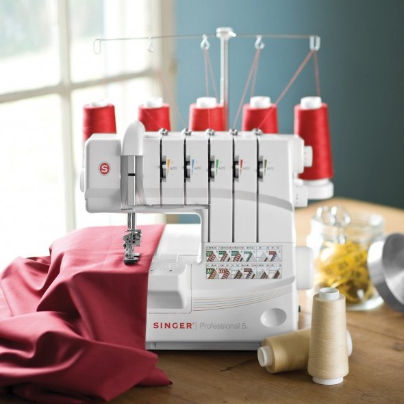 Singer Professional 5 Coverlock