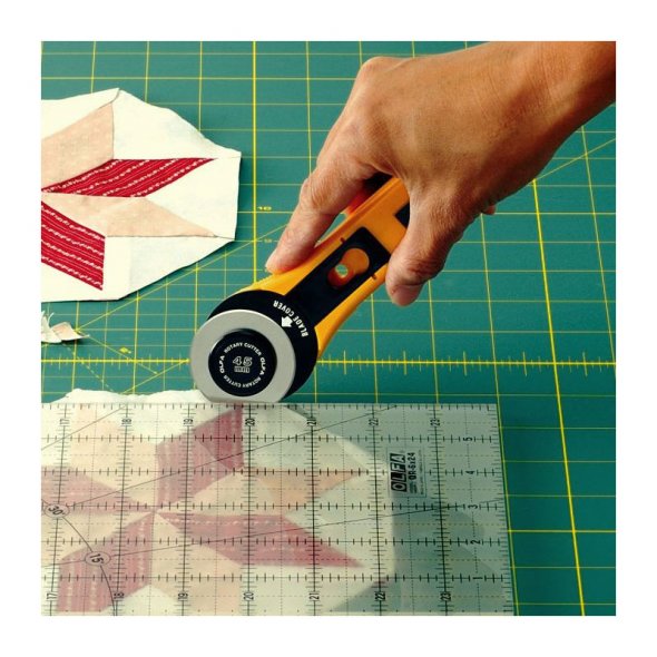 OLFA Premium Quilting Kit (Matte 45 x 30 cm/ grün)