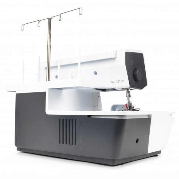 Bernette 64 Airlock 4 Faden Overlock mit Lufteinfädelung