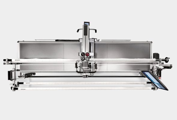 Bernina Q 24 Langarm Quiltmaschine mit Pro Classic Quiltrahmen