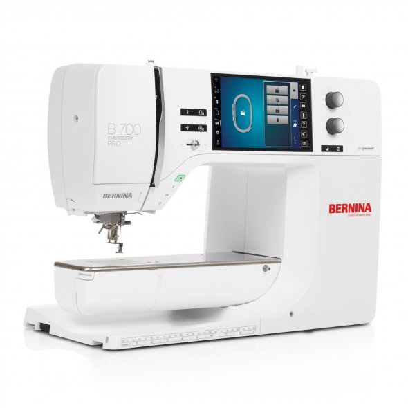 Bernina 700 PRO - mit Stickmodul