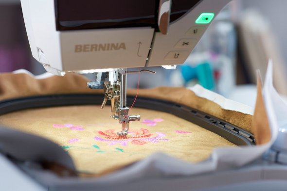 Bernina Stickrahmen Midi Hoop (265 x 165 mm) mit dem genialen Zentralverschluss