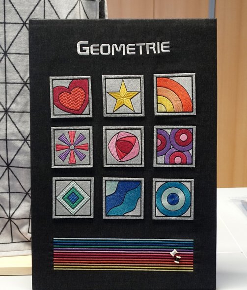 Nähwelt Flach Stickmuster USB "Geometrie" (9 Stickmuster)