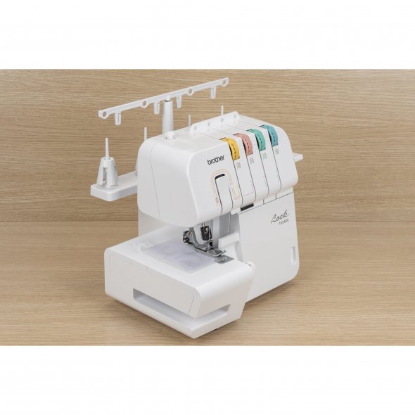 Brother 1034 DX 4 Faden Overlock Nähmaschine