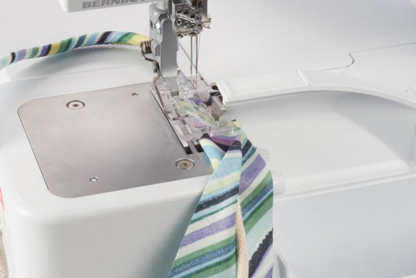 Bernina Nr. C16L Paspelfuß für L 890 Overlock (groß 5 mm)