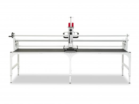 Bernina Q 20 Langarm Quiltmaschine mit 10 Fuß Studio Quiltrahmen