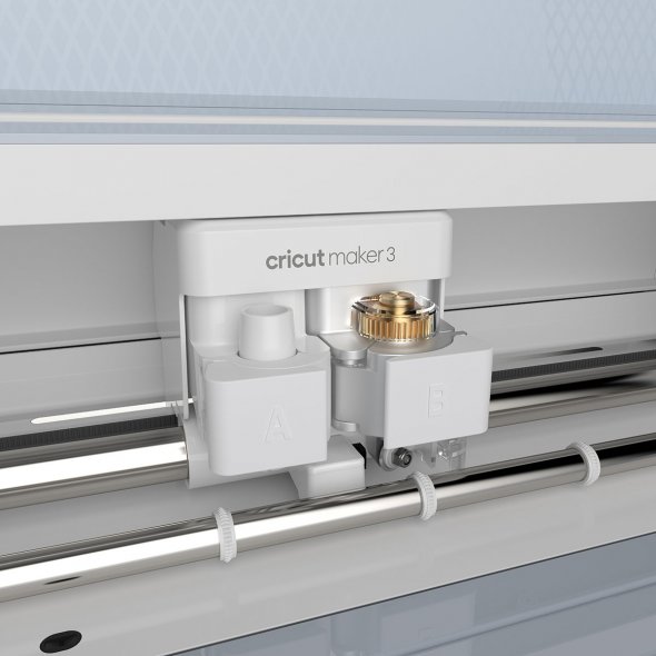 Cricut Maker 3 Schneideplotter + Cricut Hat Press + 2x Infusible Ink + Cap - Angebot