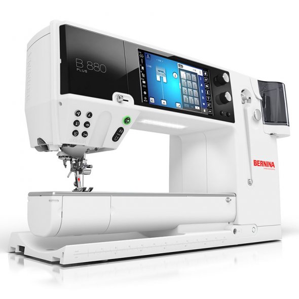 Bernina 880 Plus gebrauchte Maschine inkl. Stickmodul