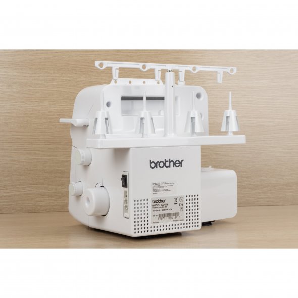 Brother 1034 DX 4 Faden Overlock Nähmaschine