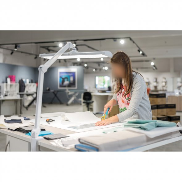 Semplix LED Arbeits-Tischlampe weiß (540 LED/ dimmbar/ Tischklemme)
