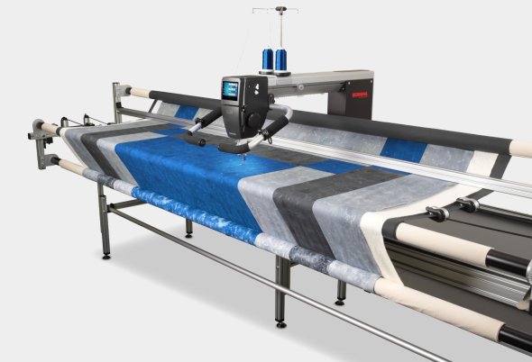 Bernina Q 24 Langarm Quiltmaschine mit Pro Classic Quiltrahmen