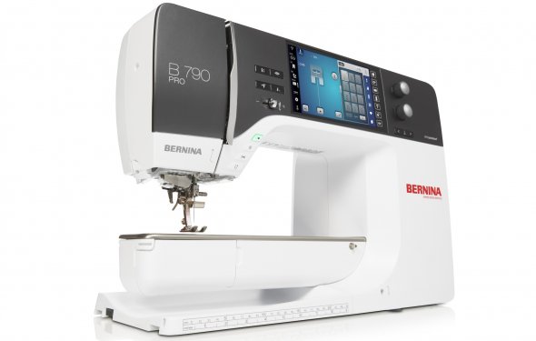 Bernina 790 PRO mit Stickmodul SDT Gebrauchtmodell