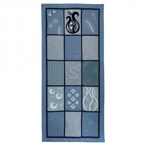 Nähwelt Flach USB SimplyWhite (18 Motive und Quilt-Alphabet A-Z + Anleitung)
