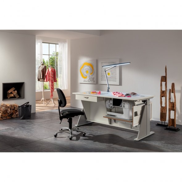 MULTI great Arbeitstisch mit Lift (höhenverstellbar) 40.17