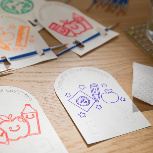 Cricut Explore 4 Schneideplotter + Bundle Versandrückläufer