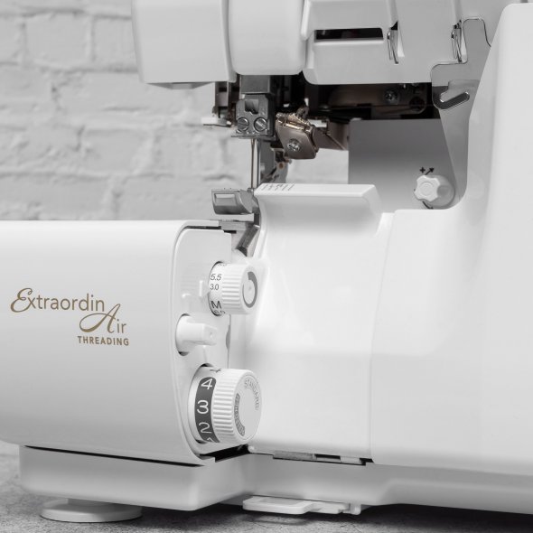 Baby Lock enlighten SE Overlock