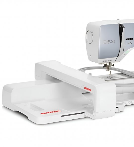 Bernina 540 Näh-und Stickmaschine mit SDT Stickmodul