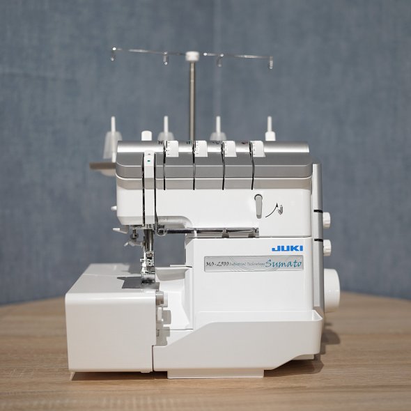 Juki MO-2500 Sumato 4/3/2 Faden Overlock mit Lufteinfädelung