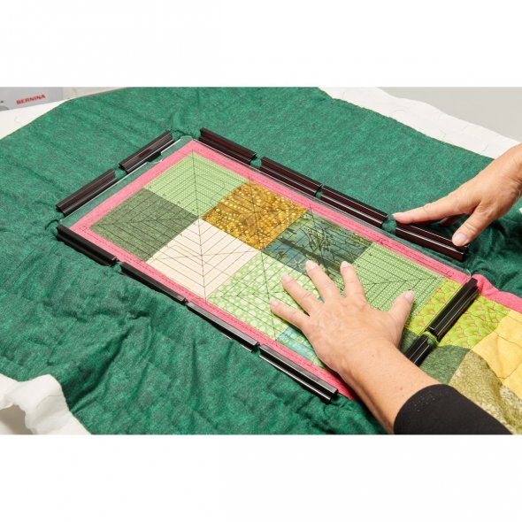 Bernina mittlerer Bordüren-Klemmen-Stickrahmen